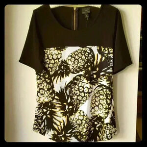 NEW! Pineapple Top sz S